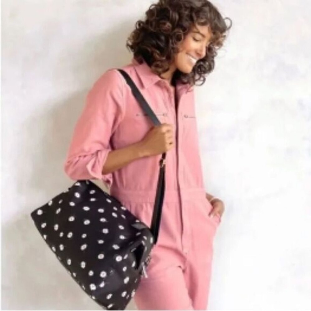 Alice + Olivia Daisy Floral Weekender Travel Duffel Pretty Black Bag NWT - Picture 7 of 16